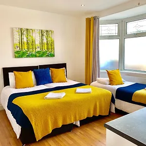London Apartments, Private Bathrooms And Parking Appartement